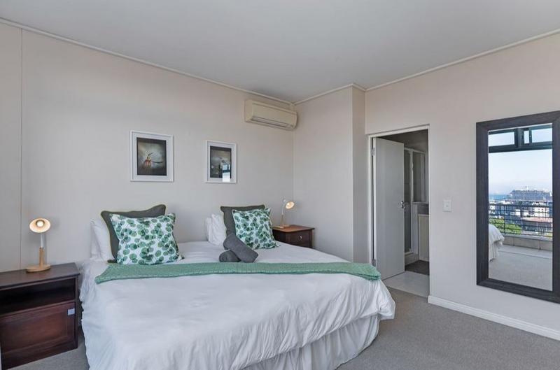 2 Bedroom Property for Sale in Cape Town City Centre Western Cape